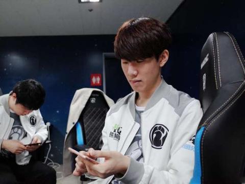 Dplus KIA 陷入了败者组，将面对 Generation Gaming 和 Nongshim RedForce 的胜者；