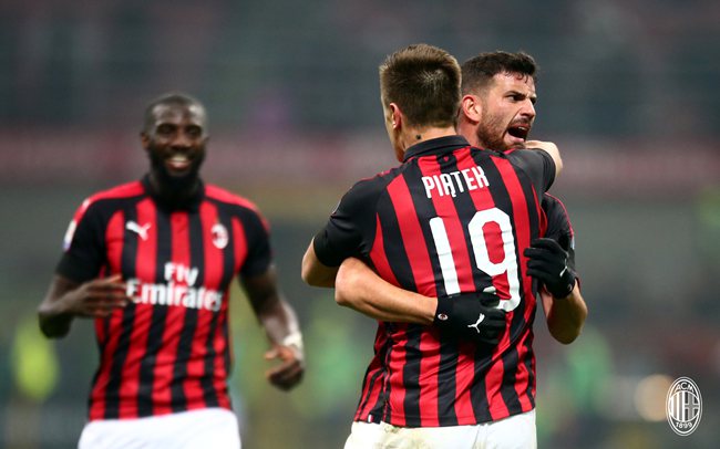 LOL-S13：T1勇夺S13全球总决赛冠军，上路Zeus拿下总决赛FMVP