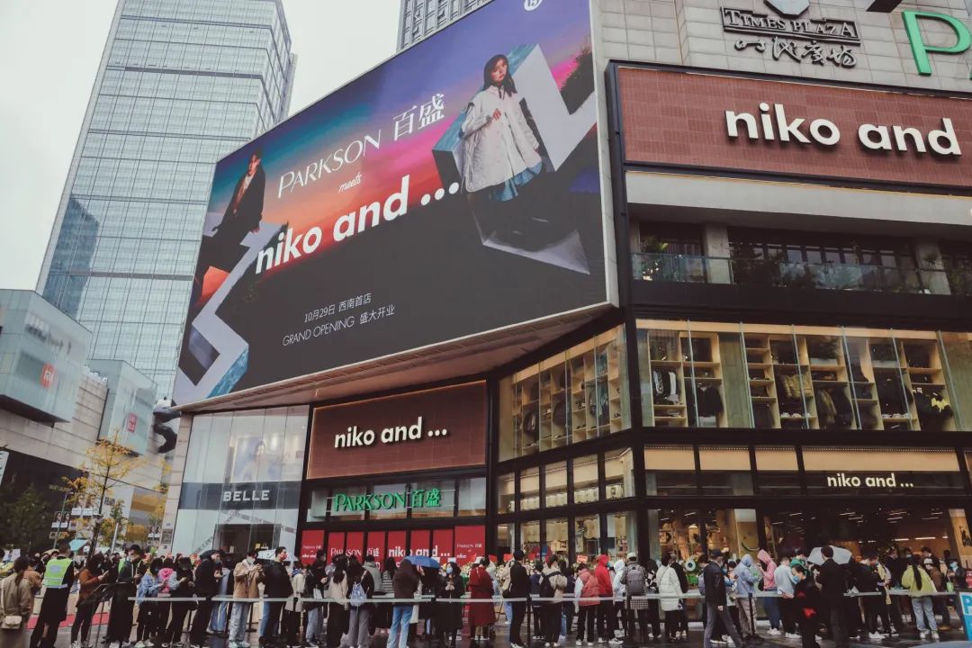 本赛季Life击败了S11冠军EDG除Viper外全部选手